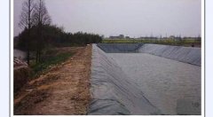  水產(chǎn)養(yǎng)殖防滲膜在土建基層面應(yīng)用有哪些要求？德旭達(dá)劉總說說
